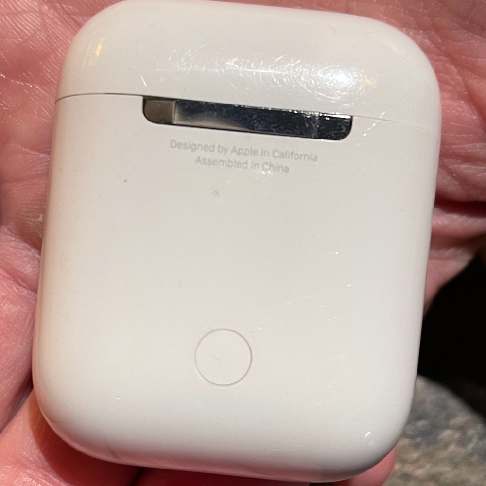 Apple AirPods